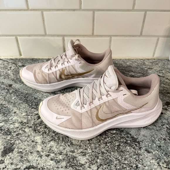 NIKE Woman Zoom WinFlo 8 Maeve running activewear athleisure casual sneaker 7.5 - Picture 6 of 12